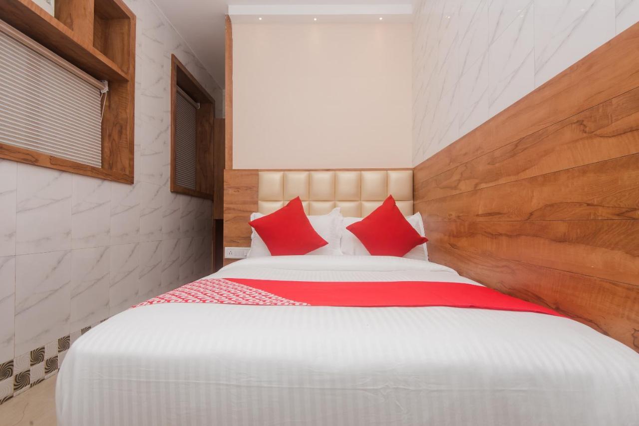 Hotel Indore Near Mumbai Central Station Экстерьер фото